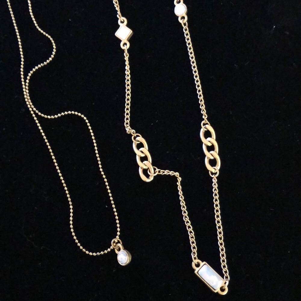 Bala Booste’ 2 feminine necklaces that layer, gold tone - Picture 4 of 9